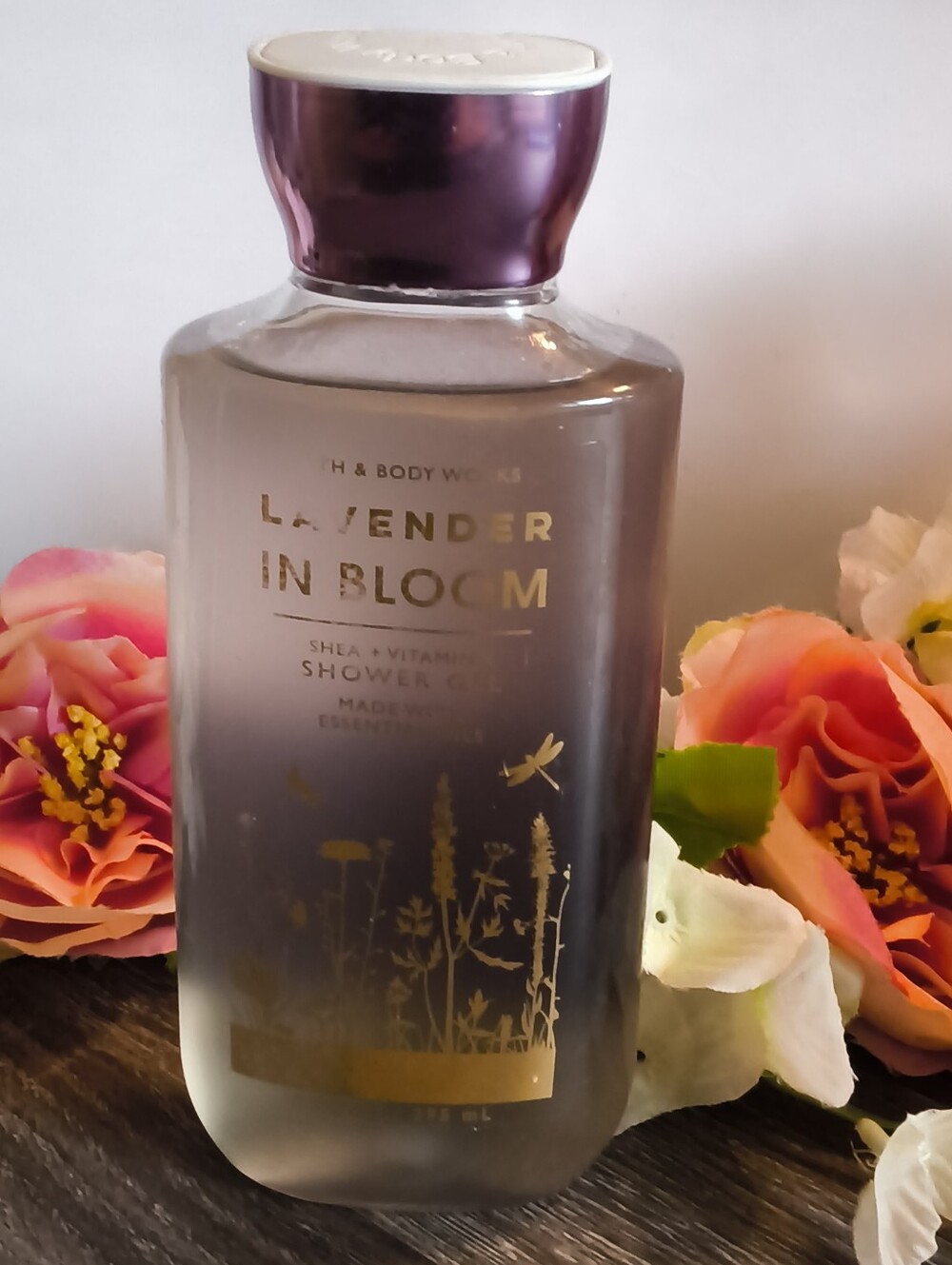 Bath & Body Works Lavender in Bloom Shower Gel - Purple and Gold